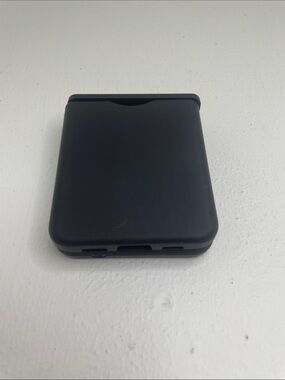 Samsung Galaxy 3 Protective Black Flip Case